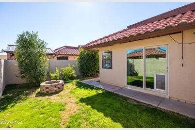 5210 E Coronado Circle, Phoenix, AZ 85044 - Photo 26