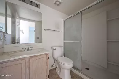 8106 W Wethersfield Road, Peoria, AZ 85381 - Photo 10