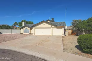 8106 W Wethersfield Rd, Peoria, AZ 85381 - Photo 4