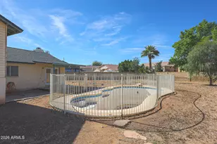 8106 W Wethersfield Rd, Peoria, AZ 85381 - Photo 38