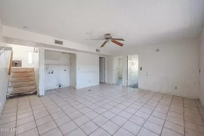 8106 W Wethersfield Road, Peoria, AZ 85381 - Photo 18