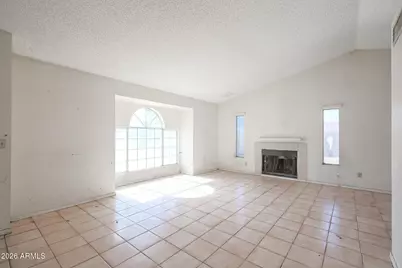 8106 W Wethersfield Road, Peoria, AZ 85381 - Photo 24