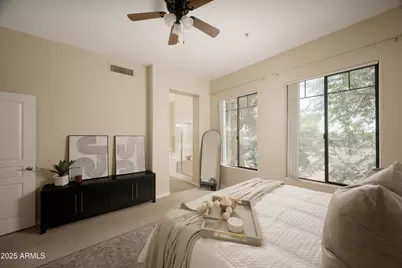 2989 N 44th Street #2001, Phoenix, AZ 85018 - Photo 8