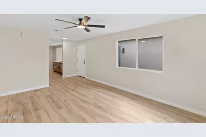 4331 N 70th Avenue, Phoenix, AZ 85033 - Photo 10