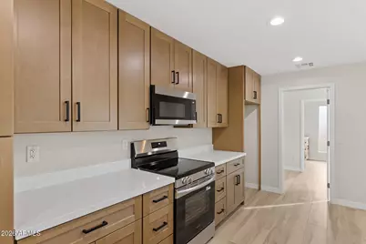 4331 N 70th Avenue, Phoenix, AZ 85033 - Photo 14