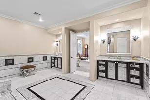 8920 N Martingale Rd, Paradise Valley, AZ 85253 - Photo 16