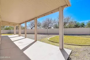 1767 E Carob Dr, Chandler, AZ 85286 - Photo 30