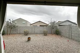 40523 W Shaver Dr, Maricopa, AZ 85138 - Photo 40