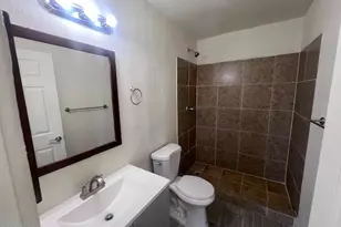 3143 W Glendale Ave, Phoenix, AZ 85051 - Photo 12