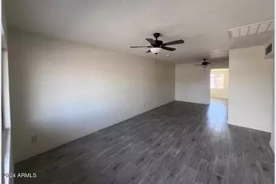 3143 W Glendale Avenue, Phoenix, AZ 85051 - Photo 2