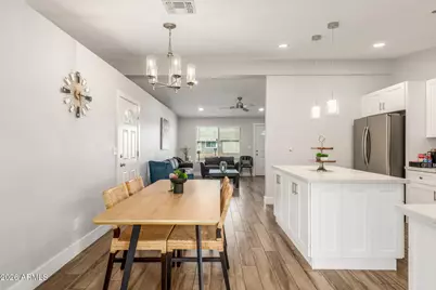 6945 W Merrell Street, Phoenix, AZ 85033 - Photo 12