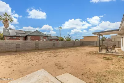 6945 W Merrell Street, Phoenix, AZ 85033 - Photo 22