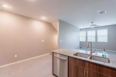 2334 E Huntington Drive, Phoenix, AZ 85040 - Photo 10