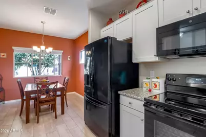 903 W Sisso Tree Avenue, San Tan Valley, AZ 85140 - Photo 12