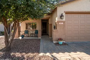903 W Sisso Tree Ave, San Tan Valley, AZ 85140 - Photo 2