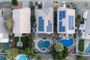 2018 E Wahalla Ln, Phoenix, AZ 85024 - Photo 4