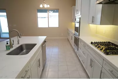 10274 W Fetlock Trail, Peoria, AZ 85383 - Photo 14