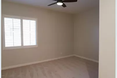 10274 W Fetlock Trail, Peoria, AZ 85383 - Photo 4