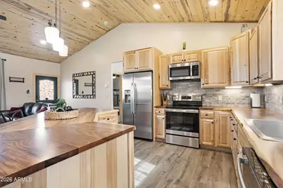 2718 Church Lane, Overgaard, AZ 85933 - Photo 14