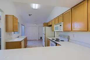 20616 N 103rd Ln, Peoria, AZ 85382 - Photo 10