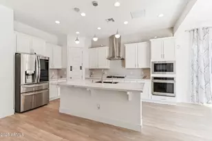 22721 N 34th St, Phoenix, AZ 85050 - Photo 12