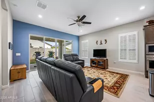 10544 W Harmony Ln, Peoria, AZ 85382 - Photo 8