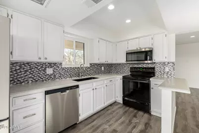 9275 E Mission Lane #207, Scottsdale, AZ 85258 - Photo 10