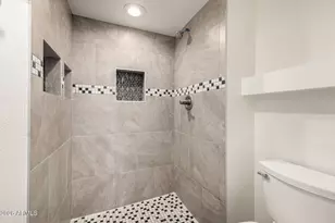 9275 E Mission Ln, Scottsdale, AZ 85258 - Photo 14