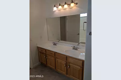 11439 W Ashley Chantil Drive, Surprise, AZ 85378 - Photo 8