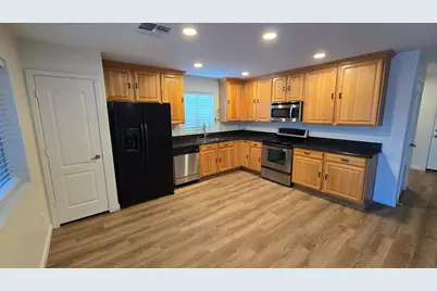 11439 W Ashley Chantil Drive, Surprise, AZ 85378 - Photo 4