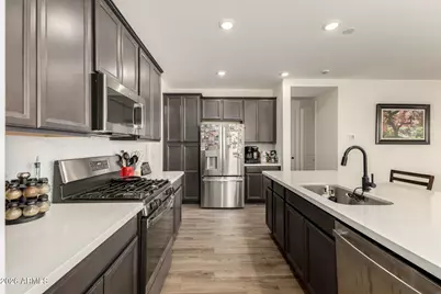 17288 W Corrine Drive, Surprise, AZ 85388 - Photo 10