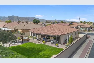 19135 W Colter Street, Litchfield Park, AZ 85340 - Photo 2