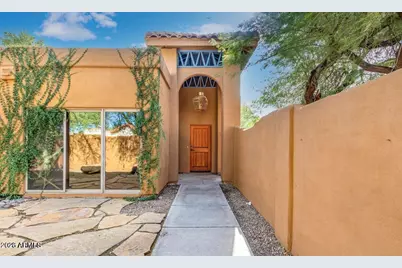 15219 N 51st Place, Scottsdale, AZ 85254 - Photo 2