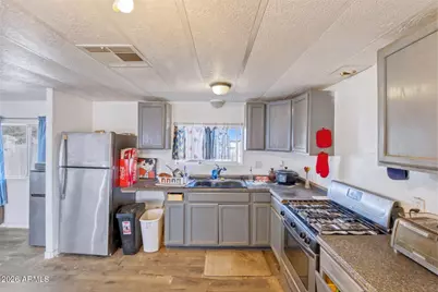 4989 E Kevin Street, Sierra Vista, AZ 85650 - Photo 10