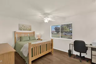 9822 W Long Hills Dr, Sun City, AZ 85351 - Photo 14