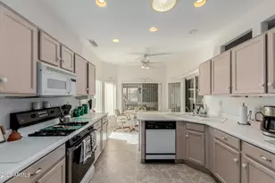 22808 N Cherokee Ln, Sun City West, AZ 85375 - Photo 12