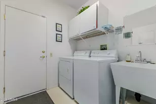 22808 N Cherokee Ln, Sun City West, AZ 85375 - Photo 24