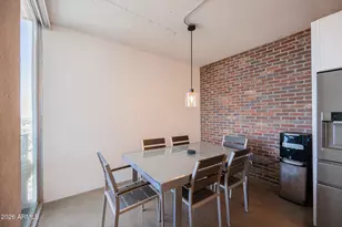 207 W Clarendon Ave, Phoenix, AZ 85013 - Photo 8