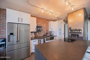 207 W Clarendon Ave, Phoenix, AZ 85013 - Photo 6