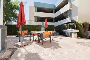 207 W Clarendon Ave, Phoenix, AZ 85013 - Photo 32