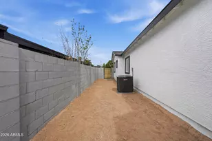 454 S Pioneer, Mesa, AZ 85204 - Photo 46