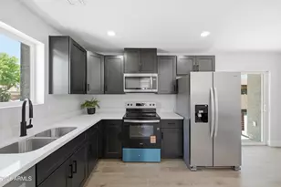 454 S Pioneer, Mesa, AZ 85204 - Photo 10