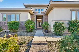 4687 N 181st Dr, Goodyear, AZ 85395 - Photo 4