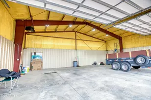 2010 Christmas Pine Rd, Overgaard, AZ 85933 - Photo 6