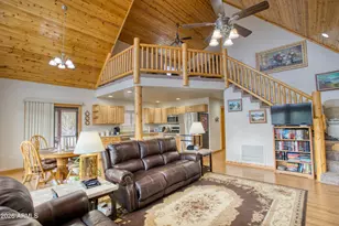 2010 Christmas Pine Rd, Overgaard, AZ 85933 - Photo 8