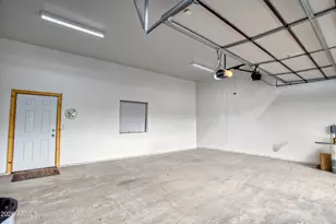 2010 Christmas Pine Rd, Overgaard, AZ 85933 - Photo 20