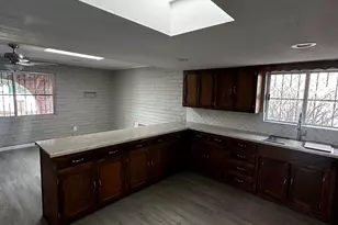 217 E 21st St, Douglas, AZ 85607 - Photo 6