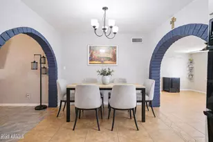 1923 N 44th Pl, Phoenix, AZ 85008 - Photo 6