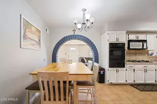 1923 N 44th Pl, Phoenix, AZ 85008 - Photo 6