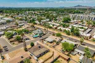 1923 N 44th Pl, Phoenix, AZ 85008 - Photo 36